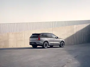 Volvo EX90 Excellence - Foto ufficiali - 17