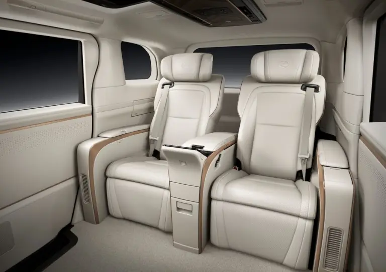 Lexus LM 2024 - 30