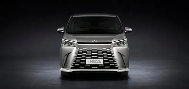 Lexus LM 2024 - 61
