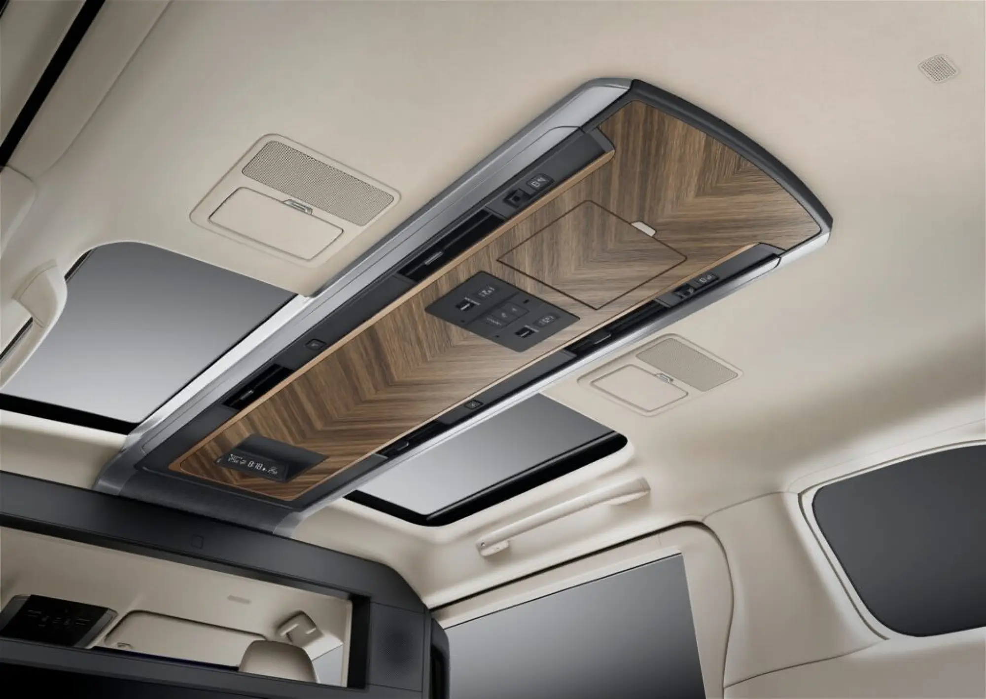 Lexus LM 2024 - 25