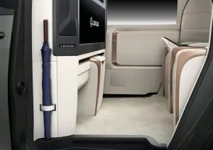 Lexus LM 2024 - 24