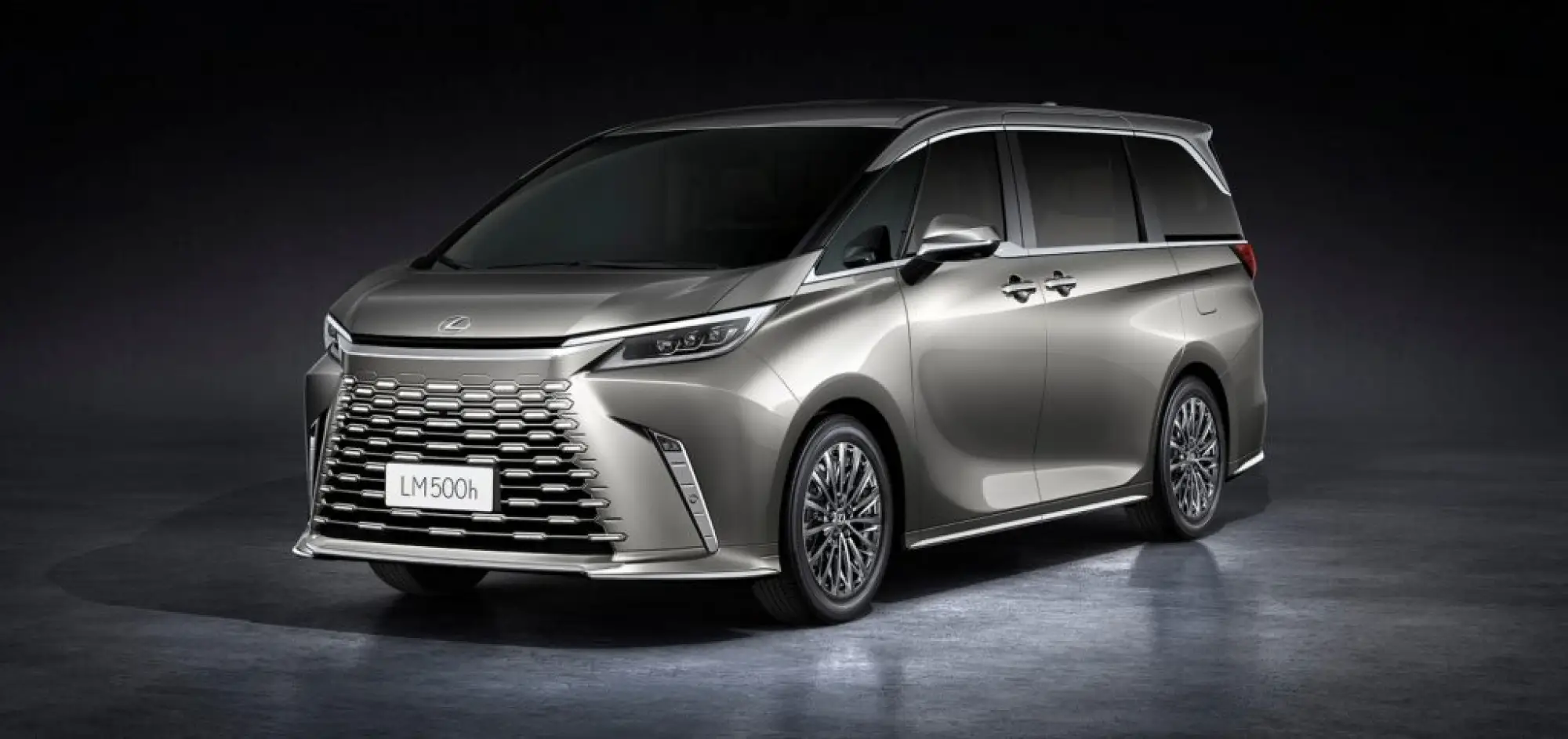 Lexus LM 2024 - 59