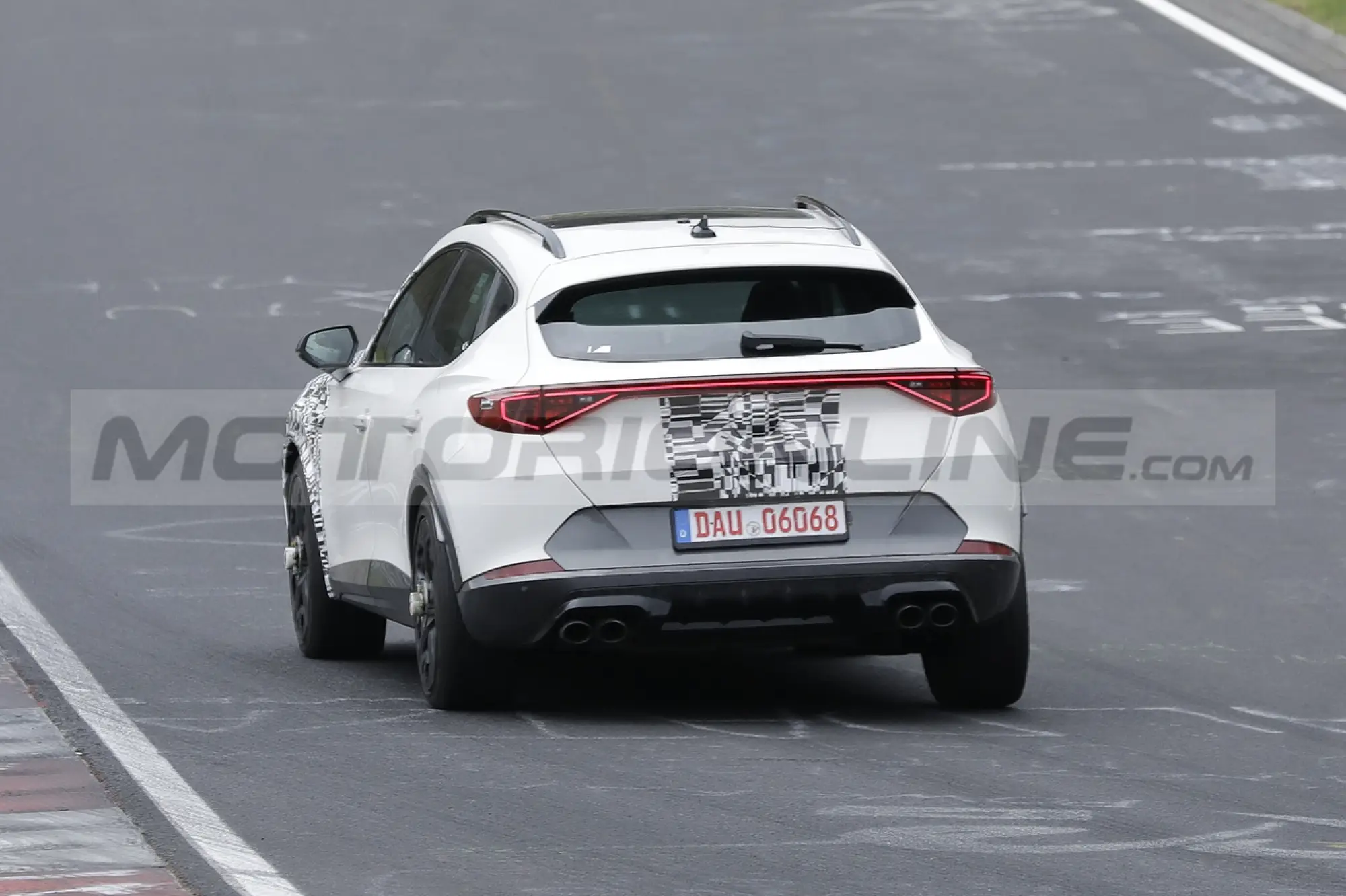 Cupra Formentor 2024 - Foto Spia 19-04-2023 - 8