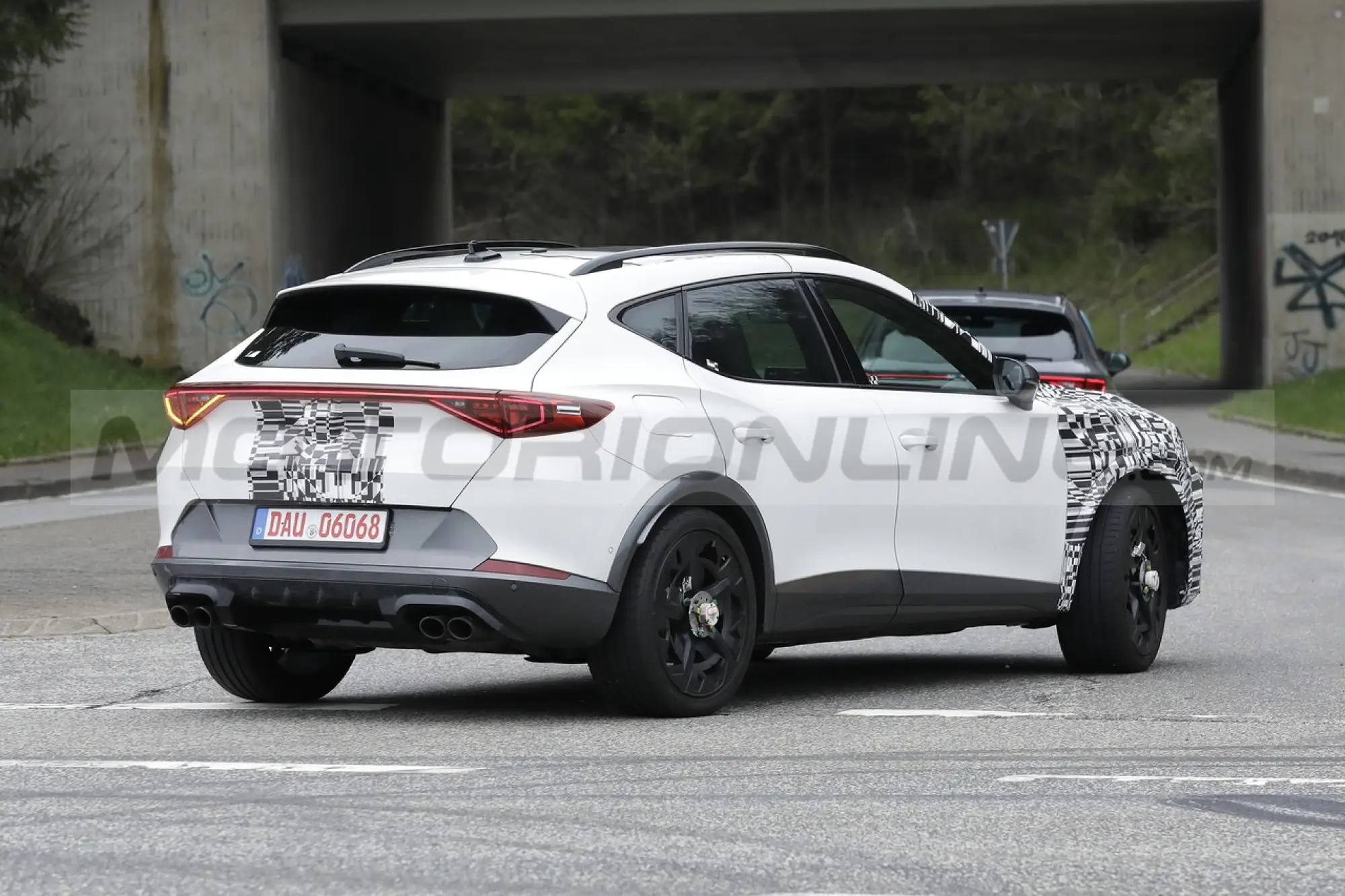 Cupra Formentor 2024 - Foto Spia 19-04-2023 - 18