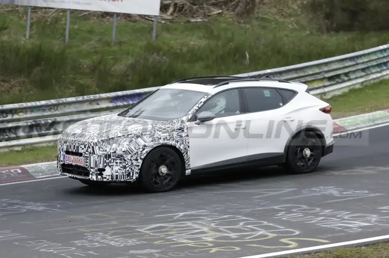 Cupra Formentor 2024 - Foto Spia 19-04-2023 - 7