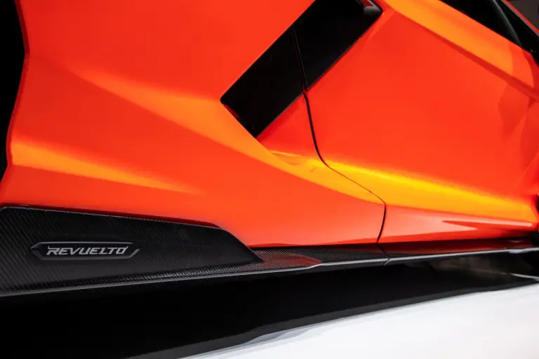 Lamborghini Revuelto Salone di Shanghai 2023 - 19