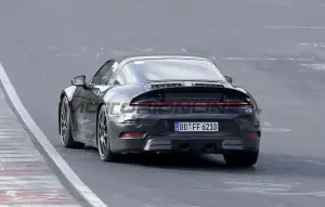 Porsche 911 Targa 2024 - Foto spia 20-04-2023 - 11