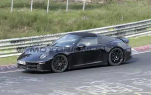 Porsche 911 Targa 2024 - Foto spia 20-04-2023 - 8
