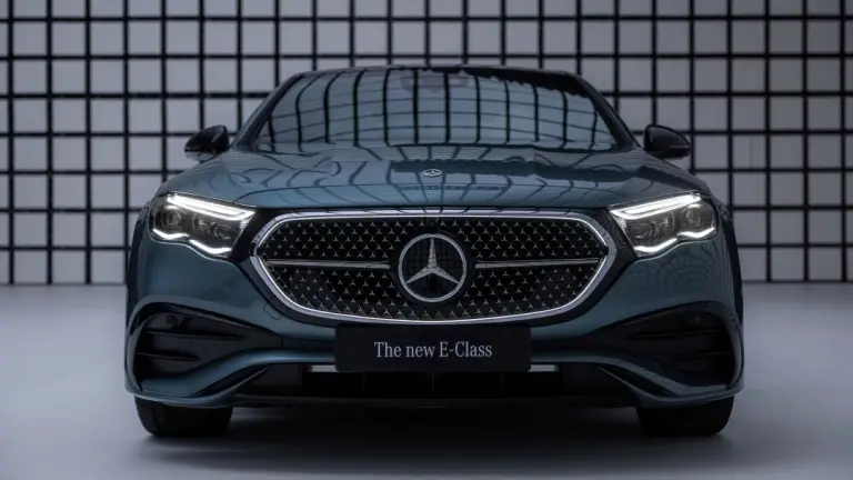 Mercedes Classe E 2023 - foto ufficiali - 2