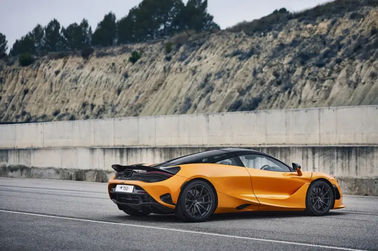 McLaren 750S - 60