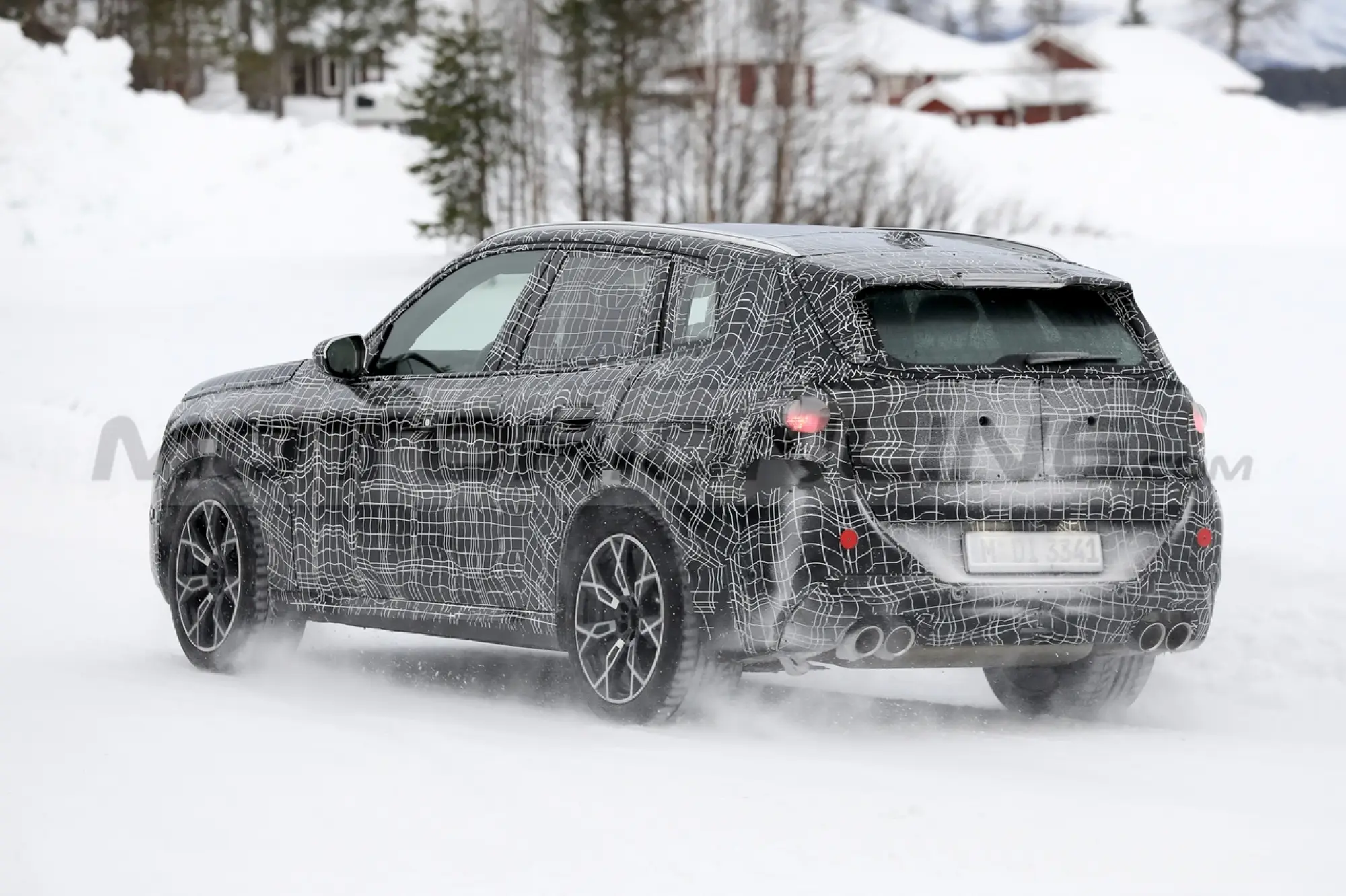 BMW X3 M40i 2024 - Foto Spia 26-04-2023 - 8