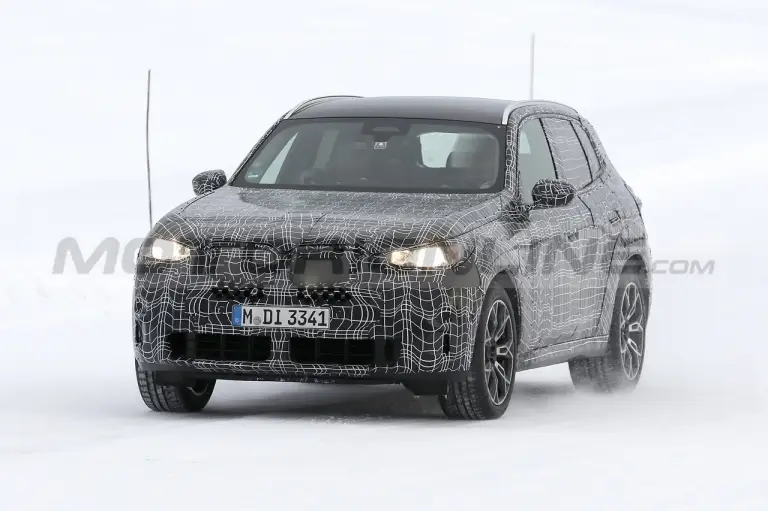 BMW X3 M40i 2024 - Foto Spia 26-04-2023 - 12
