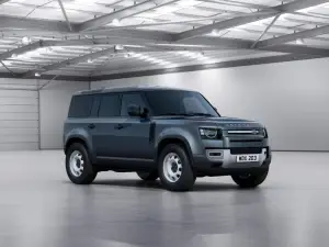 Land Rover Defender 130 Outbound e V8 2024