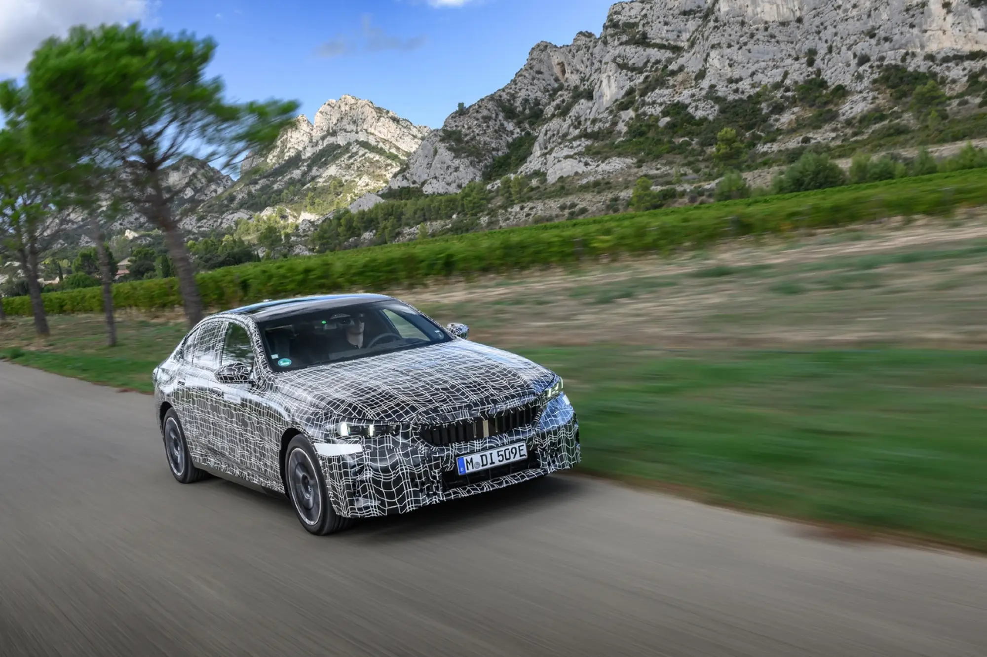 BMW i5 prototipi foto ufficiali - 11