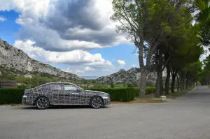 BMW i5 prototipi foto ufficiali - 21