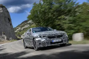 BMW i5 prototipi foto ufficiali - 2