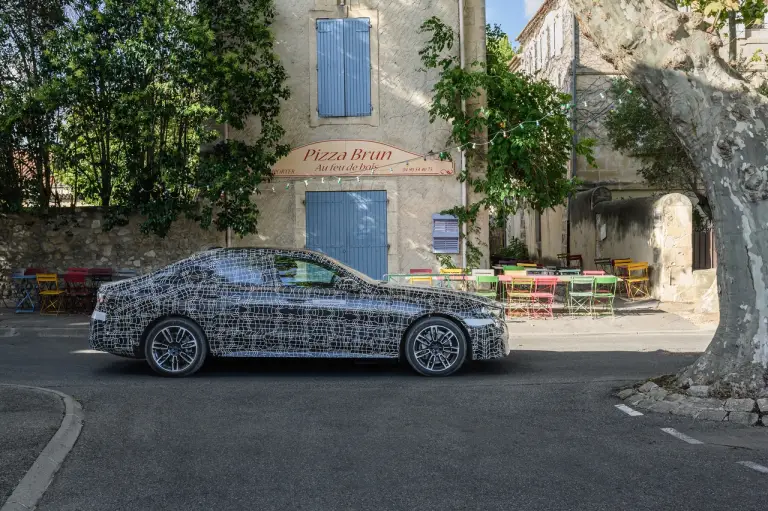 BMW i5 prototipi foto ufficiali - 8