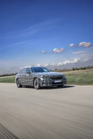 BMW i5 prototipi foto ufficiali - 39