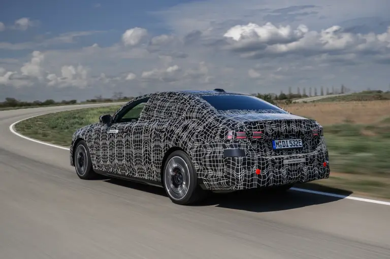 BMW i5 prototipi foto ufficiali - 41