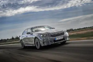 BMW i5 prototipi foto ufficiali - 48