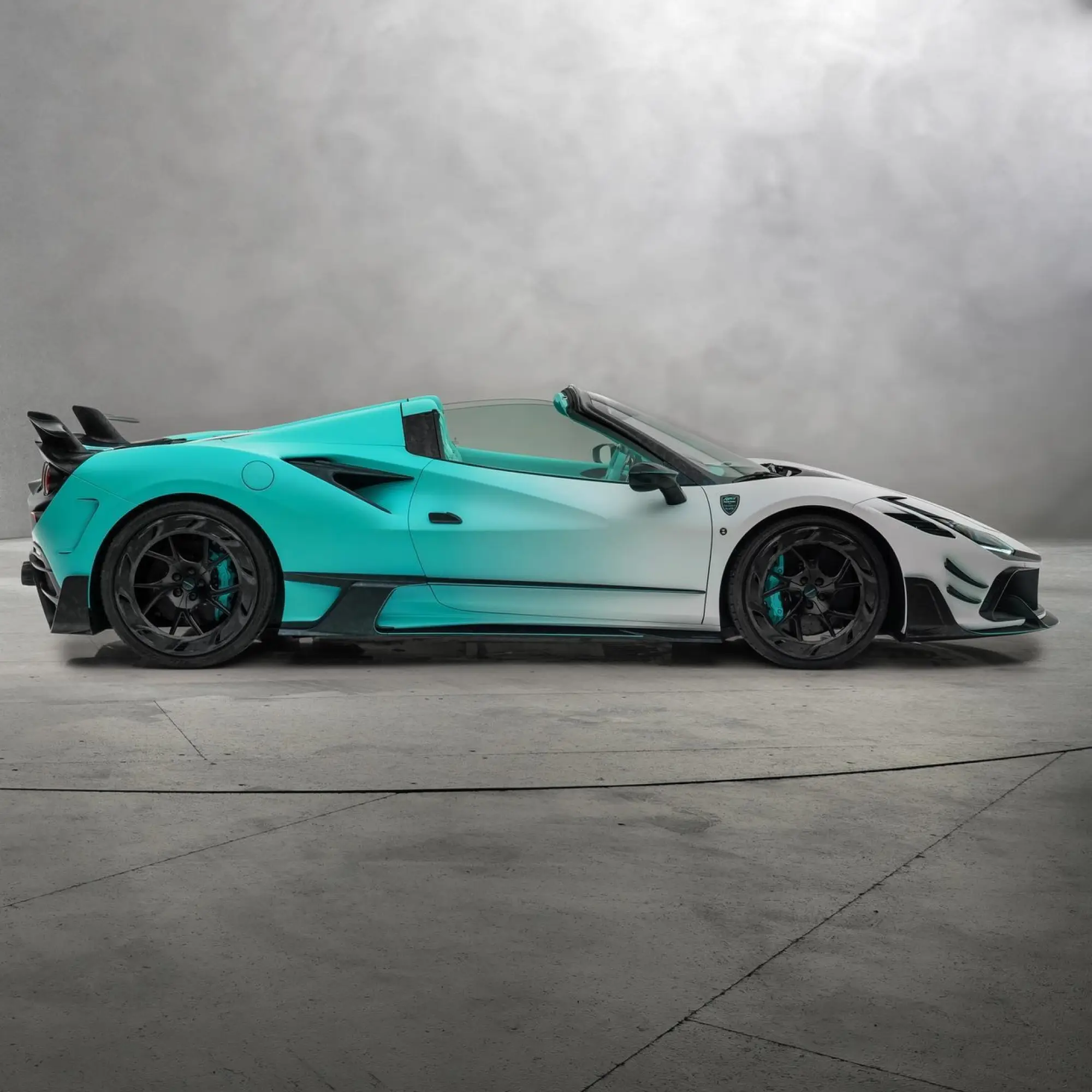 Mansory F8XX Spider Tempesta Turchese - 2