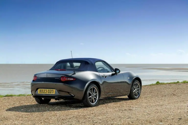 Mazda MX-5 Kizuna - 6