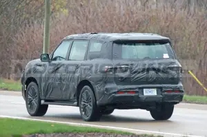 Infiniti QX80 2024 - Foto Spia 03-05-2023 - 7