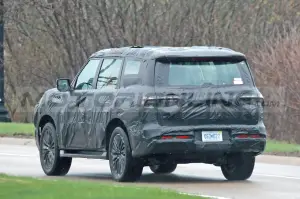 Infiniti QX80 2024 - Foto Spia 03-05-2023 - 8