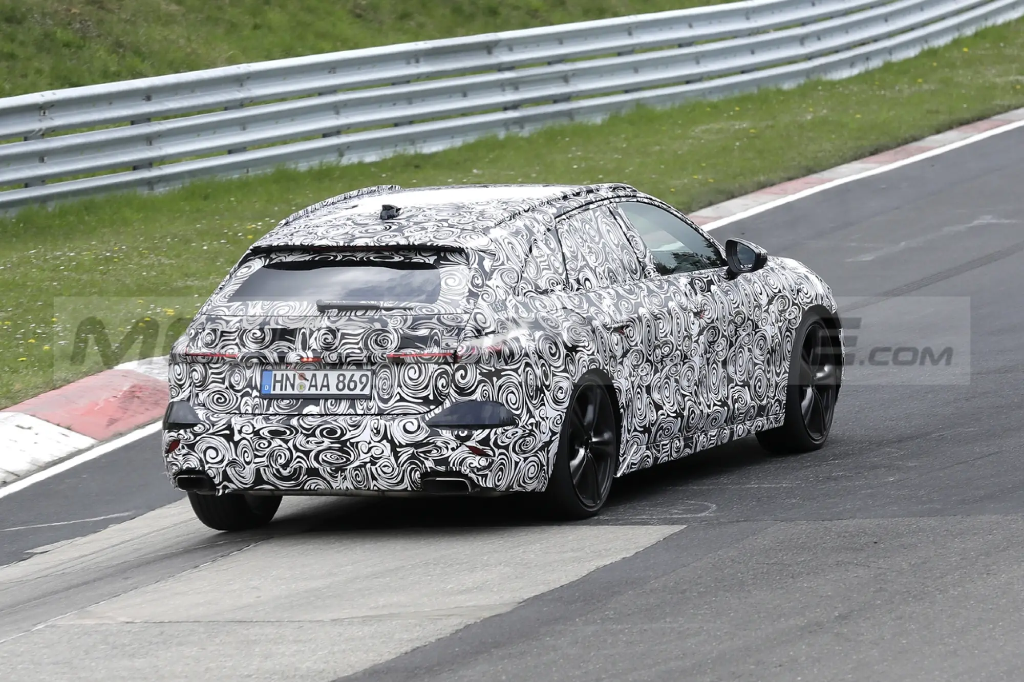 Audi A5 ed S5 Avant 2024 - Foto Spia 03-05-2023 - 9