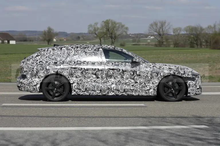 Audi A5 ed S5 Avant 2024 - Foto Spia 03-05-2023 - 12