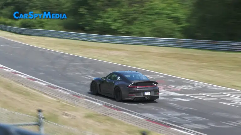 Porsche 911 ST prototipo Nurburgring - 13