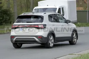 Volkswagen T-Cross 2024 - Foto Spia 04-05-2023 - 7