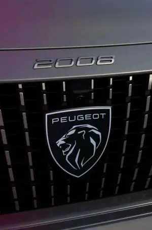 Peugeot e-2008 2023