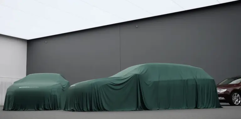 Skoda Superb 2024 teaser - 5