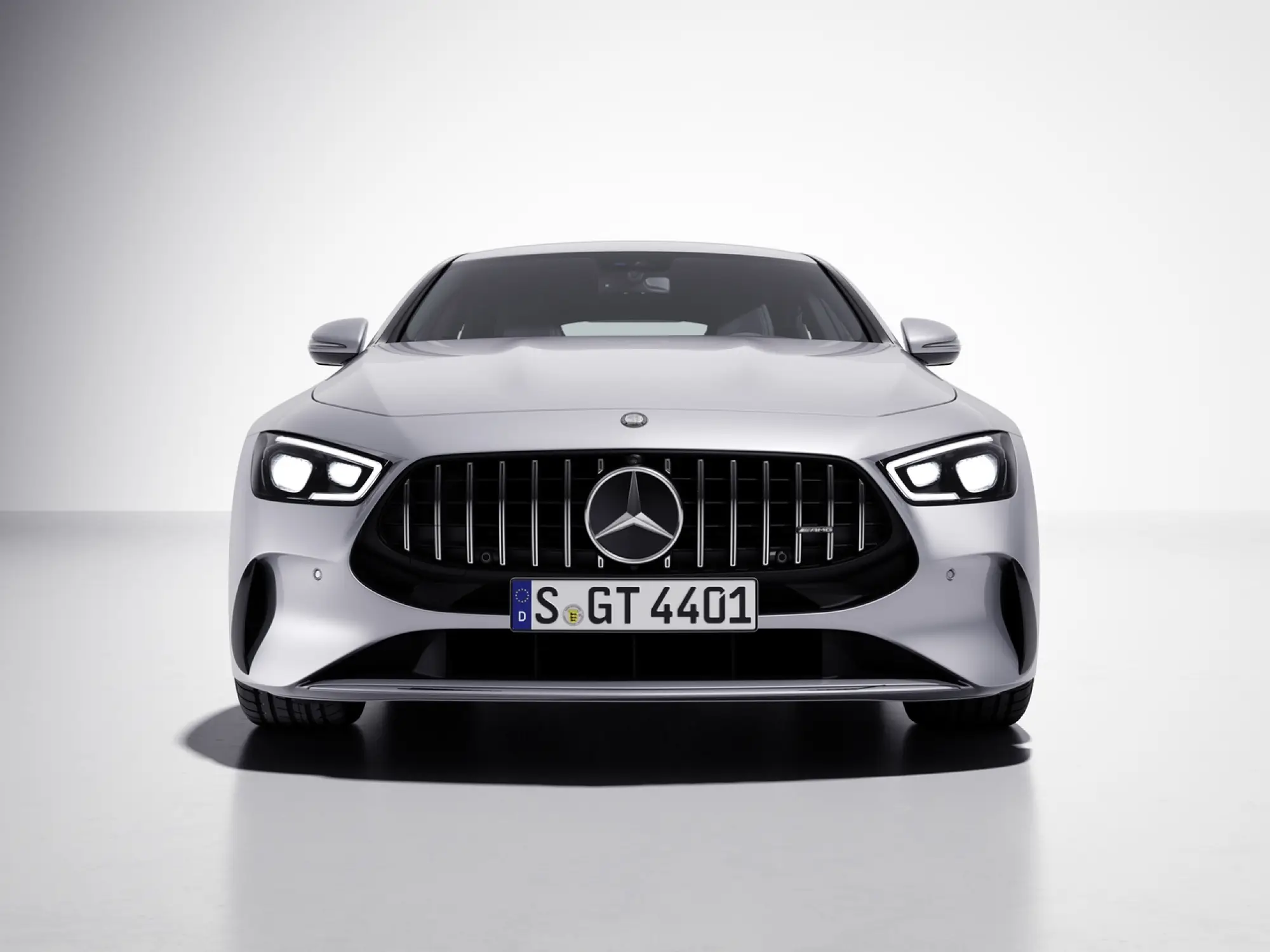 Mercedes-AMG GT Coupe4 2024 - 6