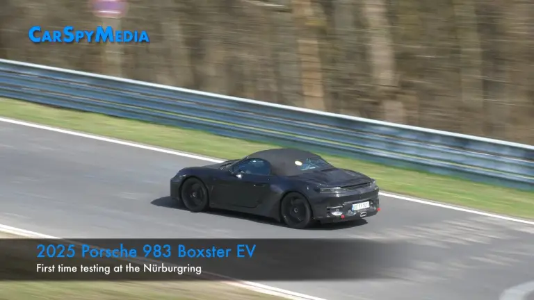Porsche 718 Boxster 2025 prototipo Nurburgring - 8