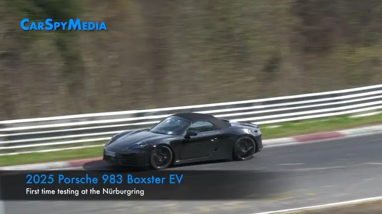 Porsche 718 Boxster 2025 prototipo Nurburgring - 4