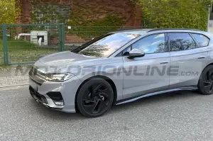 Volkswagen ID.7 Variant - Foto Spia 08-05-2023 - 3