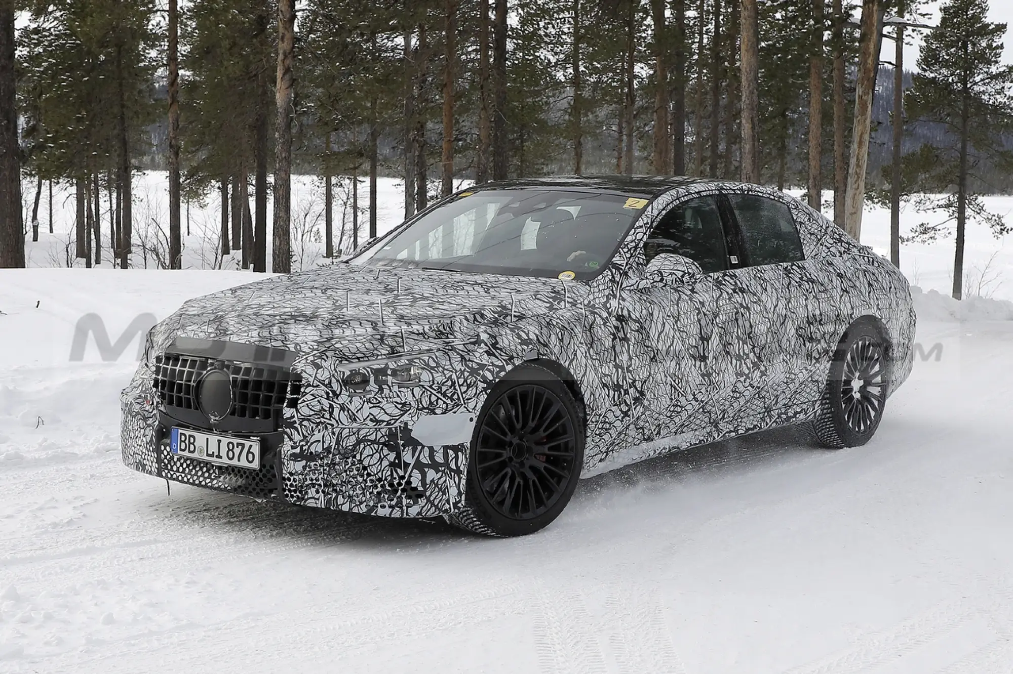 Mercedes-AMG E 53 2024 - Foto Spia 10-05-2023 - 5