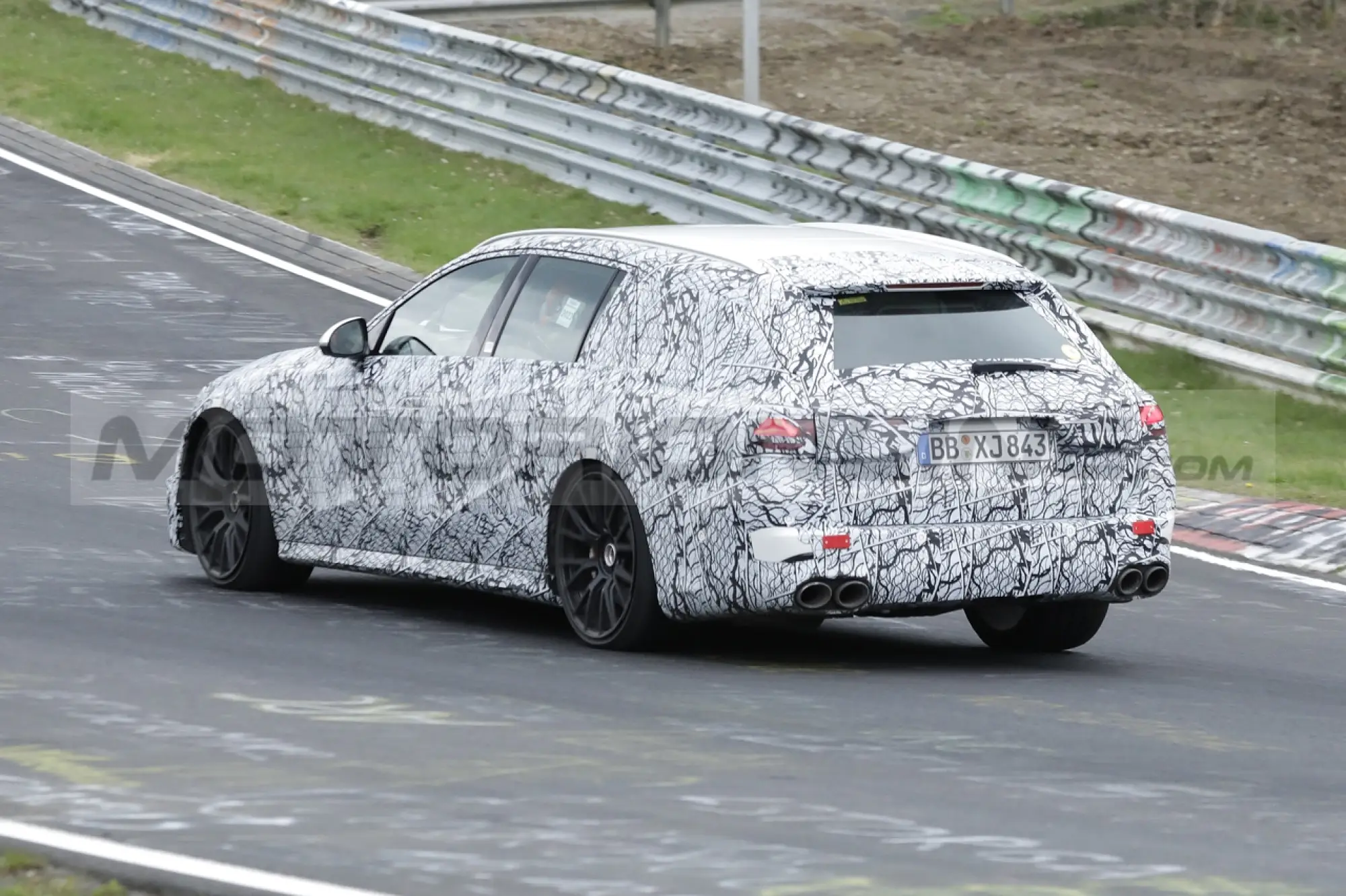 Mercedes-AMG E 53 2024 - Foto Spia 10-05-2023 - 16