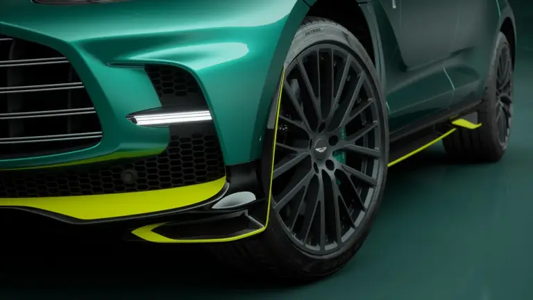 Aston Martin DBX707 AMR23 Edition - Foto ufficiali - 4
