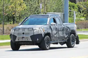 Toyota Tacoma Trailhunter 2024 - Foto Spia 12-05-2023 - 5