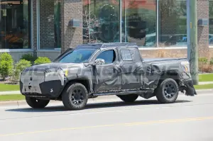 Toyota Tacoma Trailhunter 2024 - Foto Spia 12-05-2023 - 1