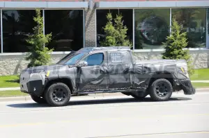Toyota Tacoma Trailhunter 2024 - Foto Spia 12-05-2023 - 3