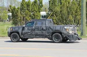 Toyota Tacoma Trailhunter 2024 - Foto Spia 12-05-2023 - 10