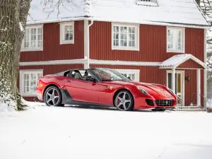 Ferrari SA Aperta 2011 asta