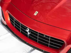 Ferrari SA Aperta 2011 asta