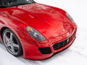 Ferrari SA Aperta 2011 asta