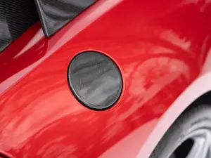 Ferrari SA Aperta 2011 asta