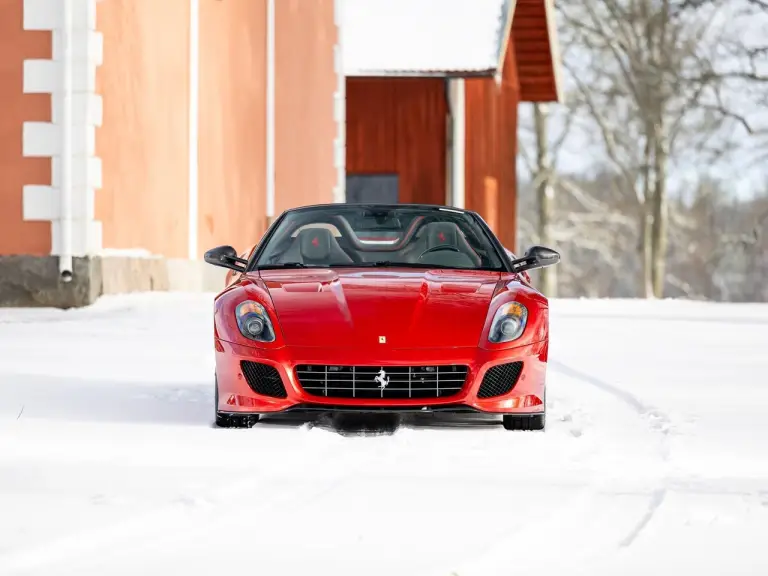 Ferrari SA Aperta 2011 asta - 37